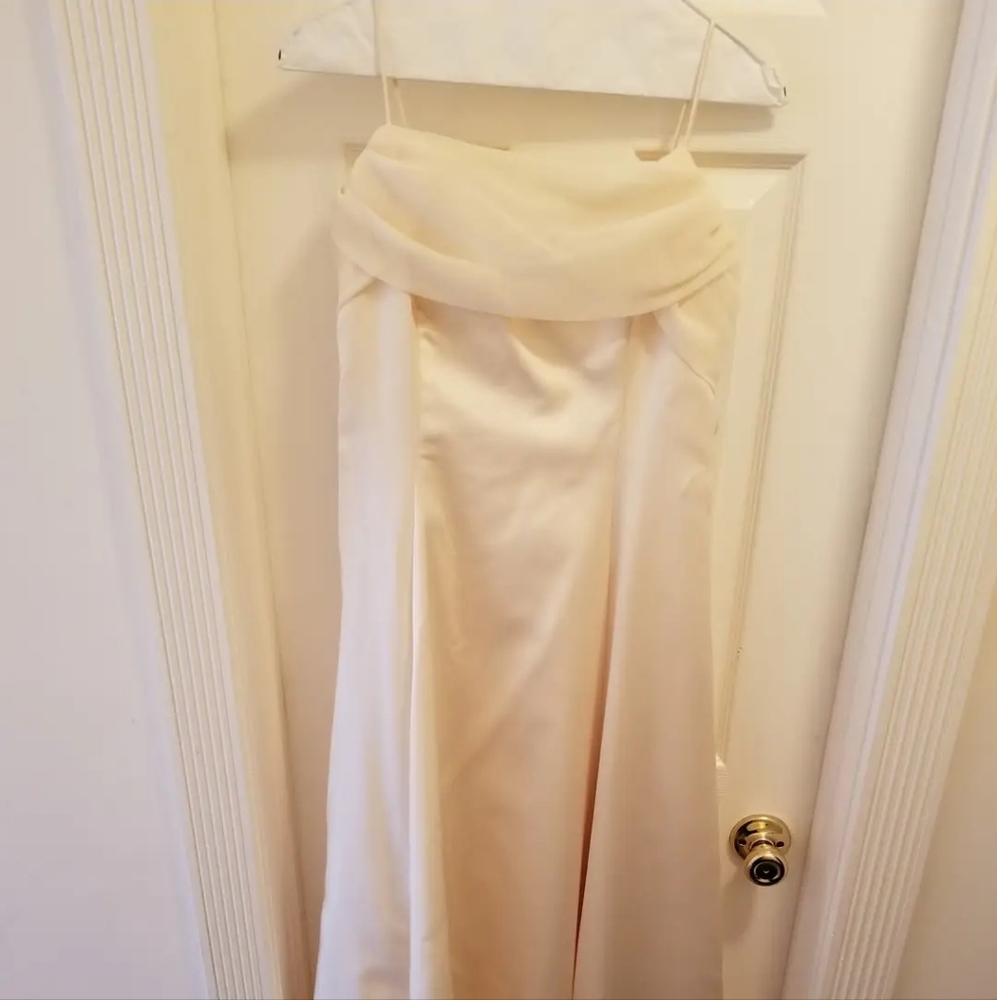 Cache gown with chiffon detail